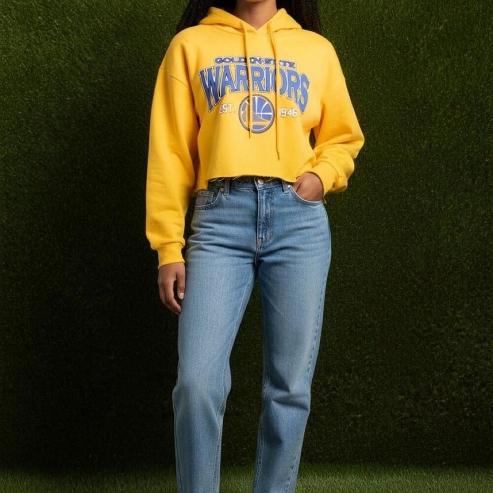 Nba Women's Yellow and Gold Hoodie